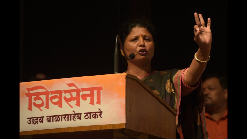 woman-doctor’s-suicide:-sena-(ubt)-leader-andhare-attacks-former-bjp-mp