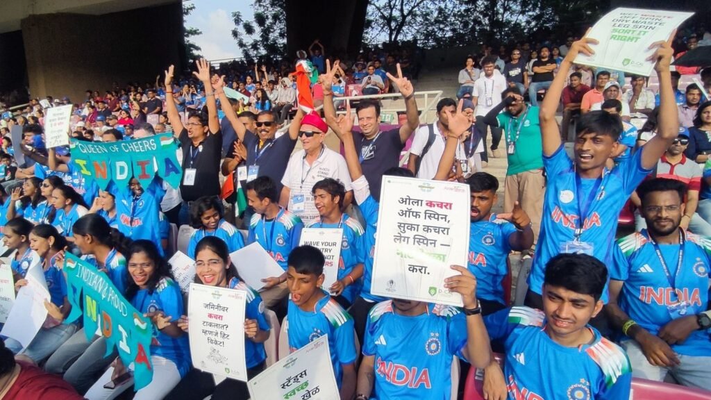 pune-students-cheer-for-indian-women’s-team-at-the-world-cup-semi-final