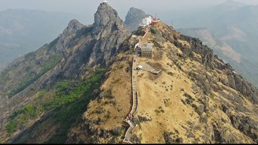girnar-yatra:-the-sacred-pilgrimage-uniting-mind,-body,-and-nature