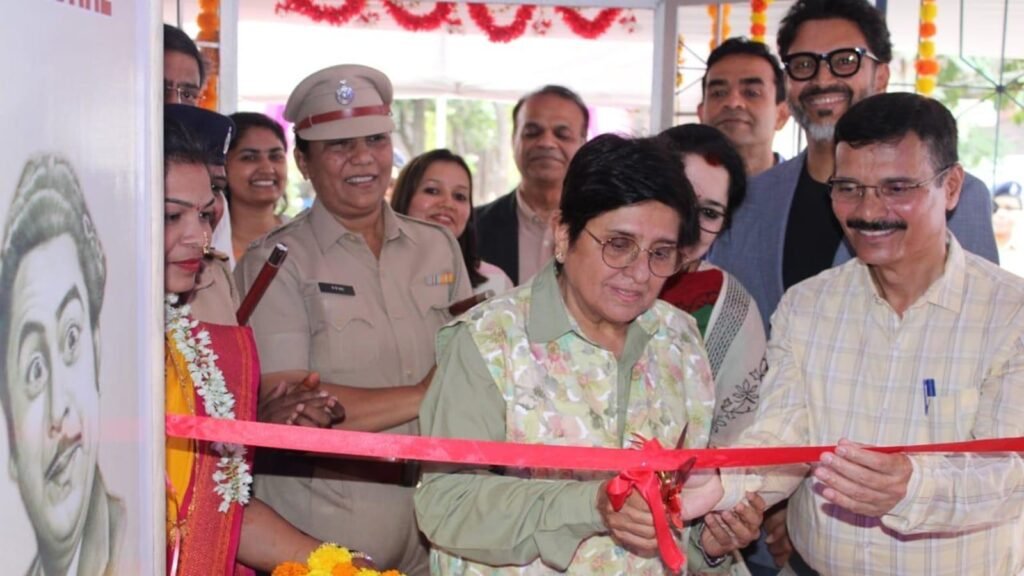 radio-parwaaz-—-yerawada-women’s-prison-launches-first-dedicated-community-radio