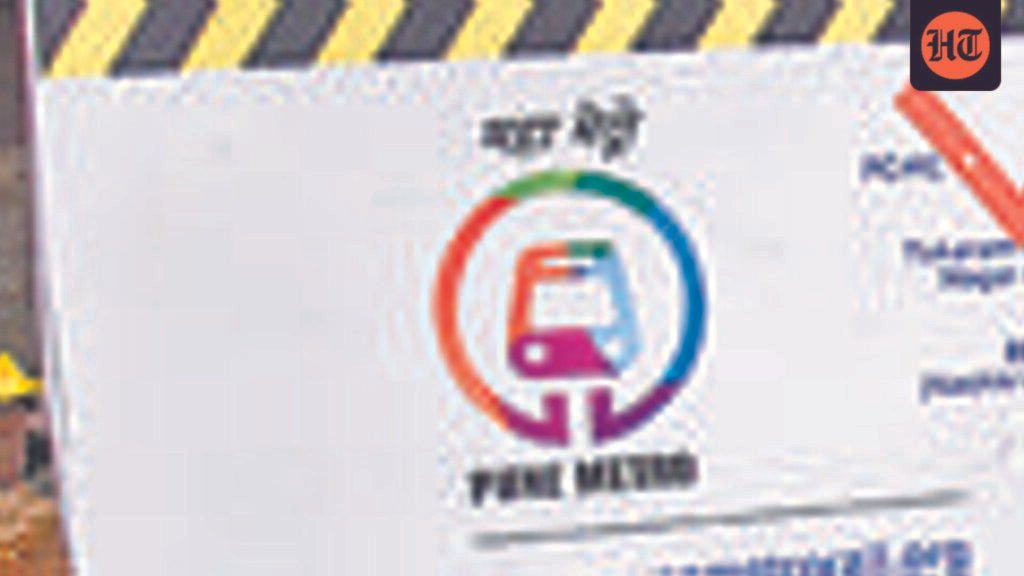 commuters-face-internet-issues-at-metro-underground-stations