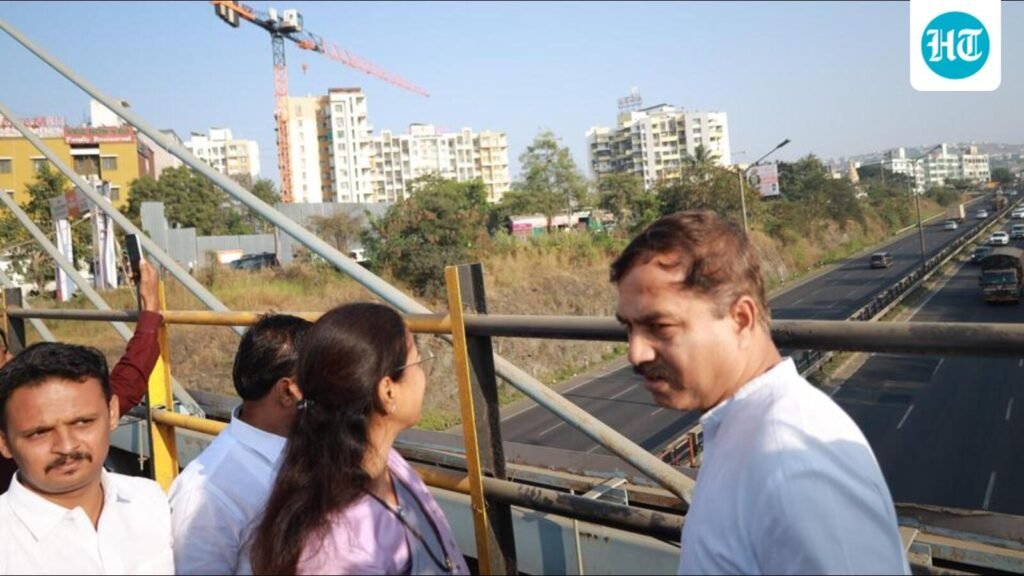 sule-reviews-pune’s-navale-bridge-accident-stretch