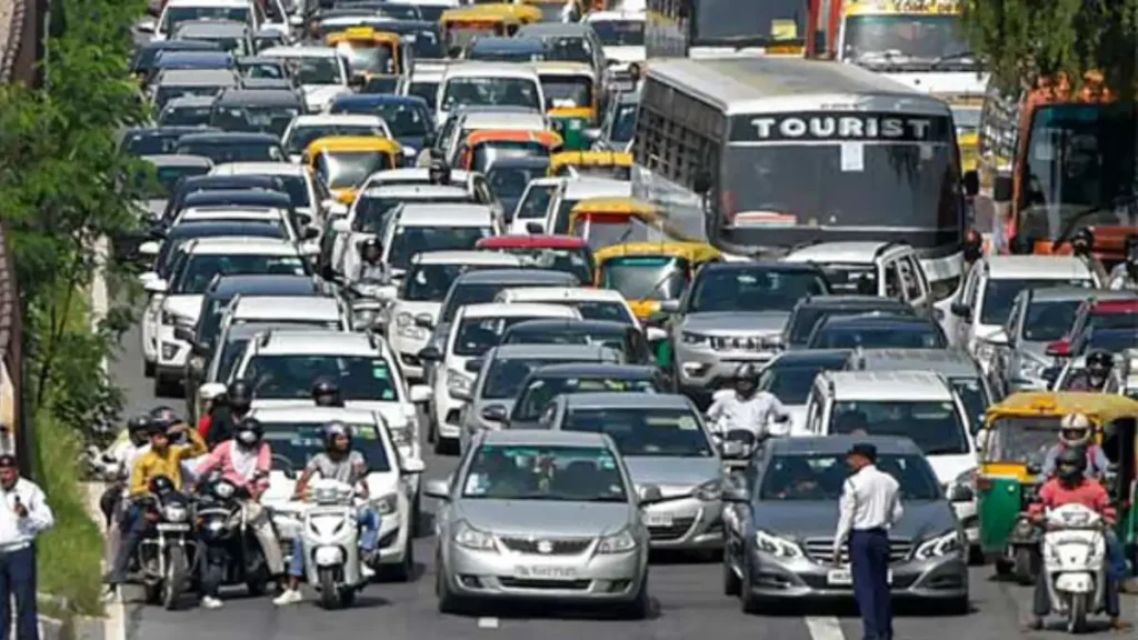 running-old-vehicles-to-get-costlier-as-government-hikes-fitness-test-fees-up-to-tenfold