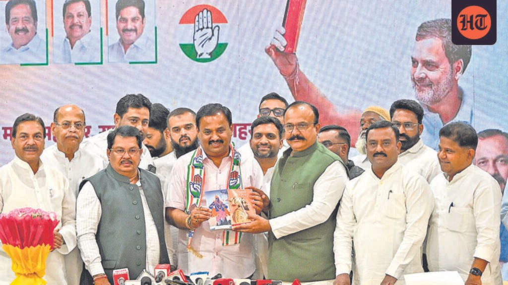 former-pune-mayor-prashant-jagtap-joins-congress
