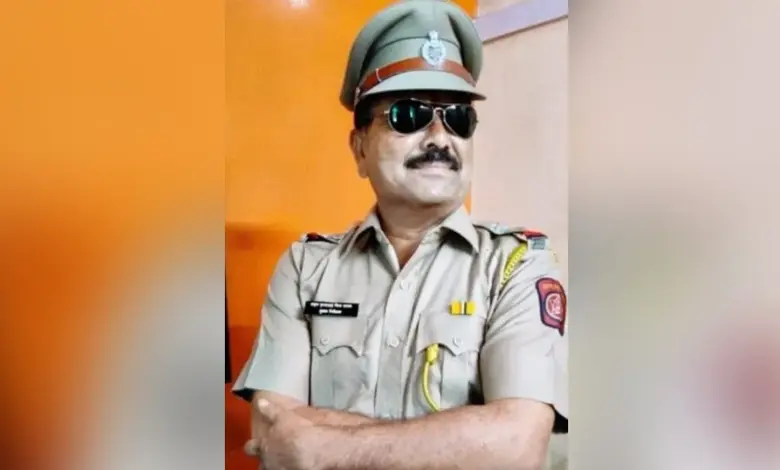 maharashtra-police-officer-collapses-and-dies-during-republic-day-ceremony-in-dharashiv
