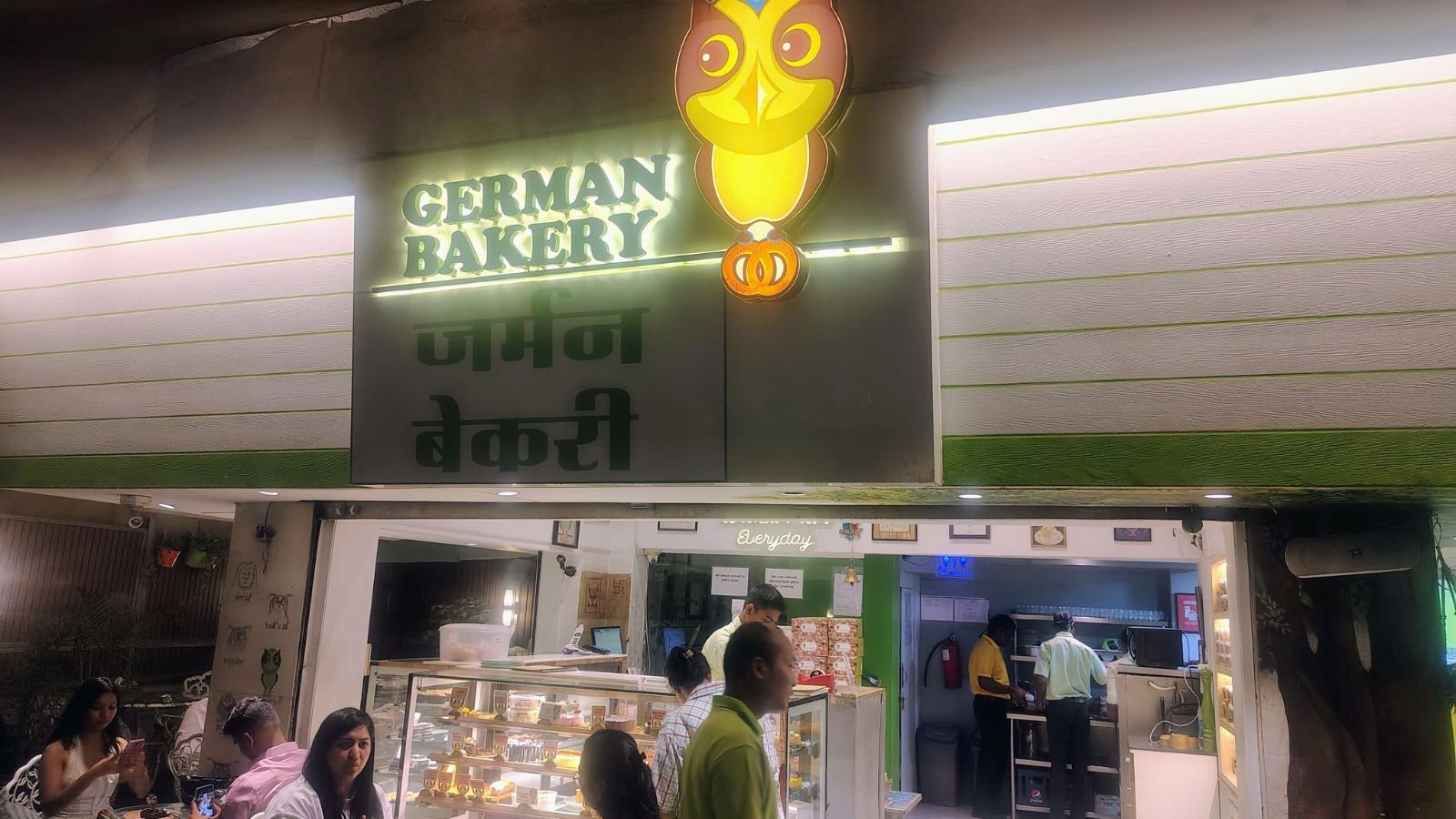 tribute-ceremony:-16-years-on,-german-bakery-blast-holds-painful-memories-for-witnesses