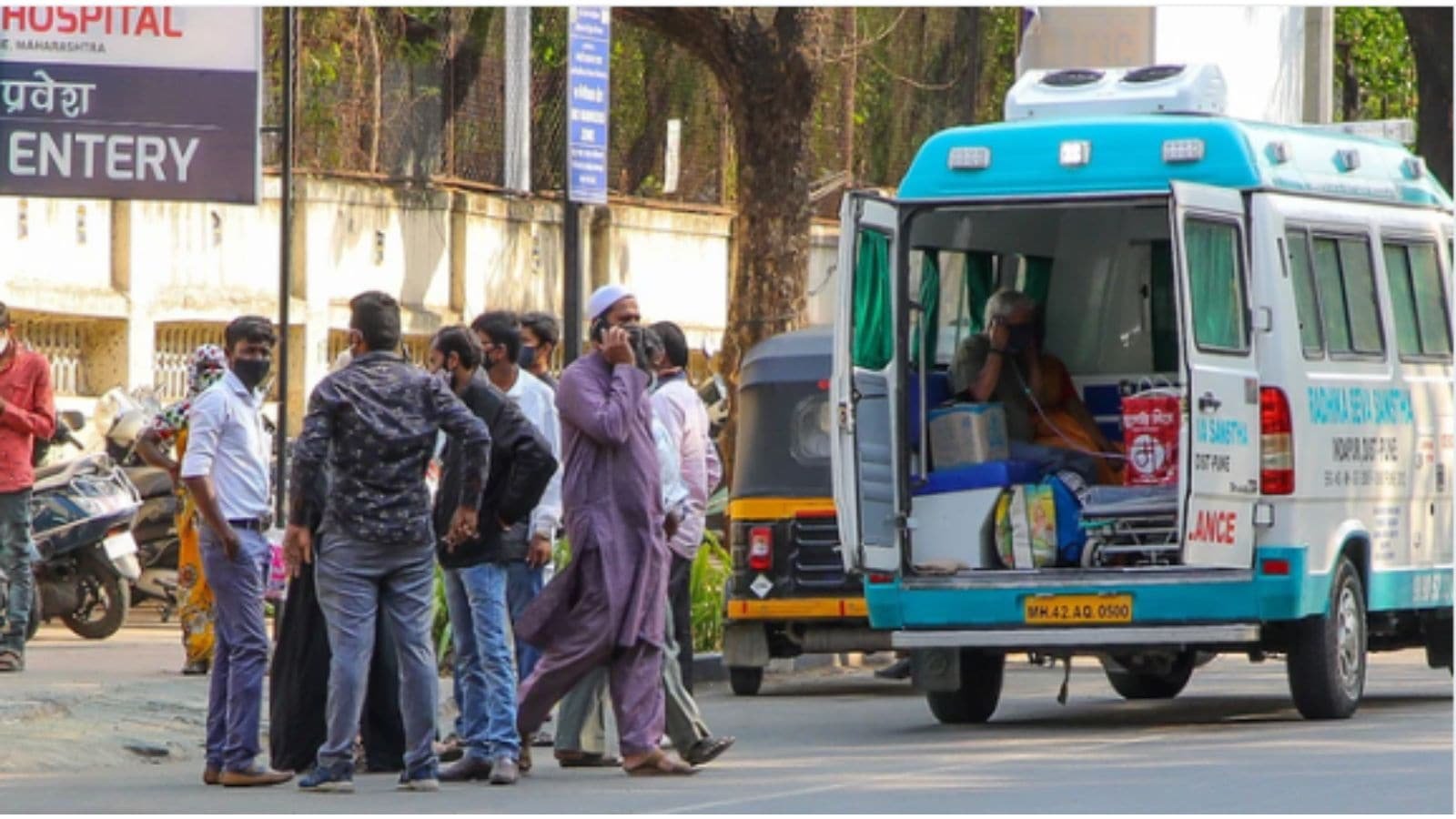 rising-summer-heat:-pvt-hospitals-told-to-report-severe-cases