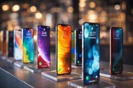 buying-a-new-smartphone-in-2026?-check-these-5-must-have-features-before-you-spend