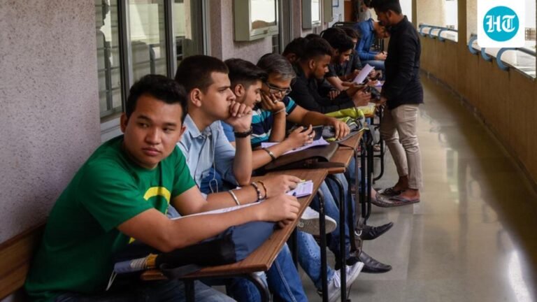 Schools told to set up guidance centres ahead of FYJC admissions