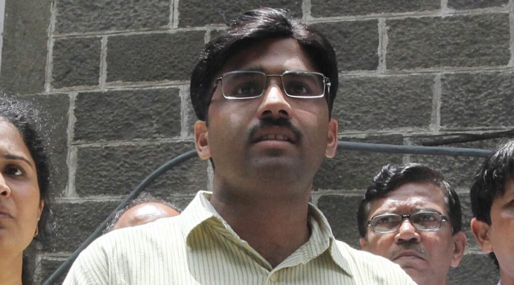 dabholkar-remark-row:-“fadnavis-intent-is-good,-but…”-son-hamid-responds