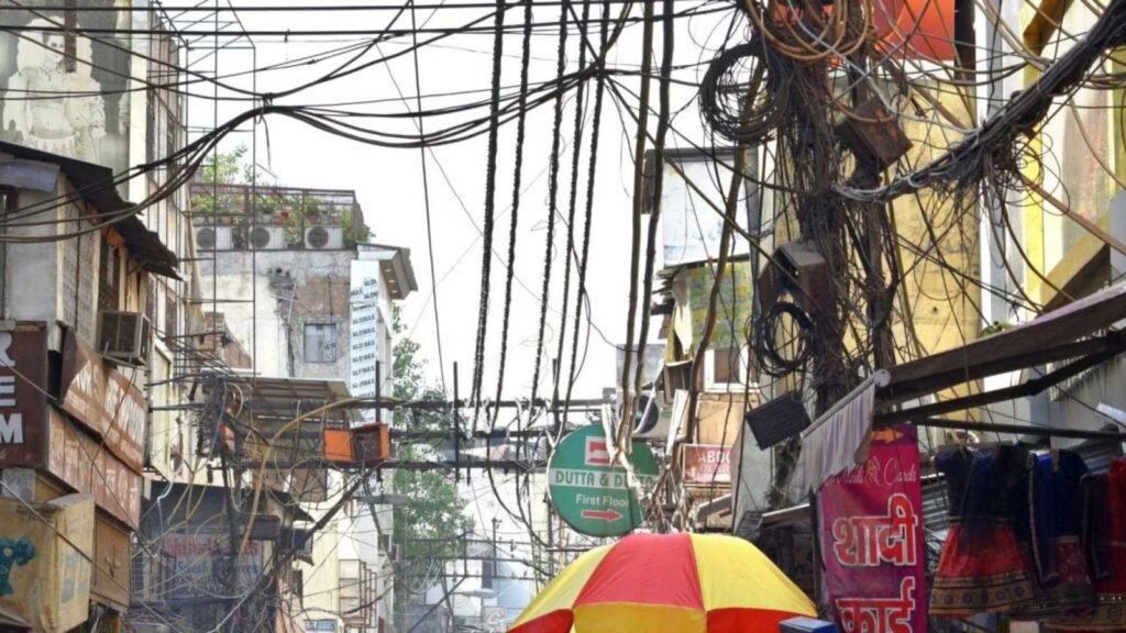 pmc-cracks-down-on-unauthorised-overhead-cables-amid-safety-concerns