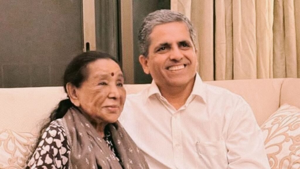 ‘she-was-family-to-us’:-pune’s-deenanath-mangeshkar-hospital-mourns-loss-of-asha-bhosle