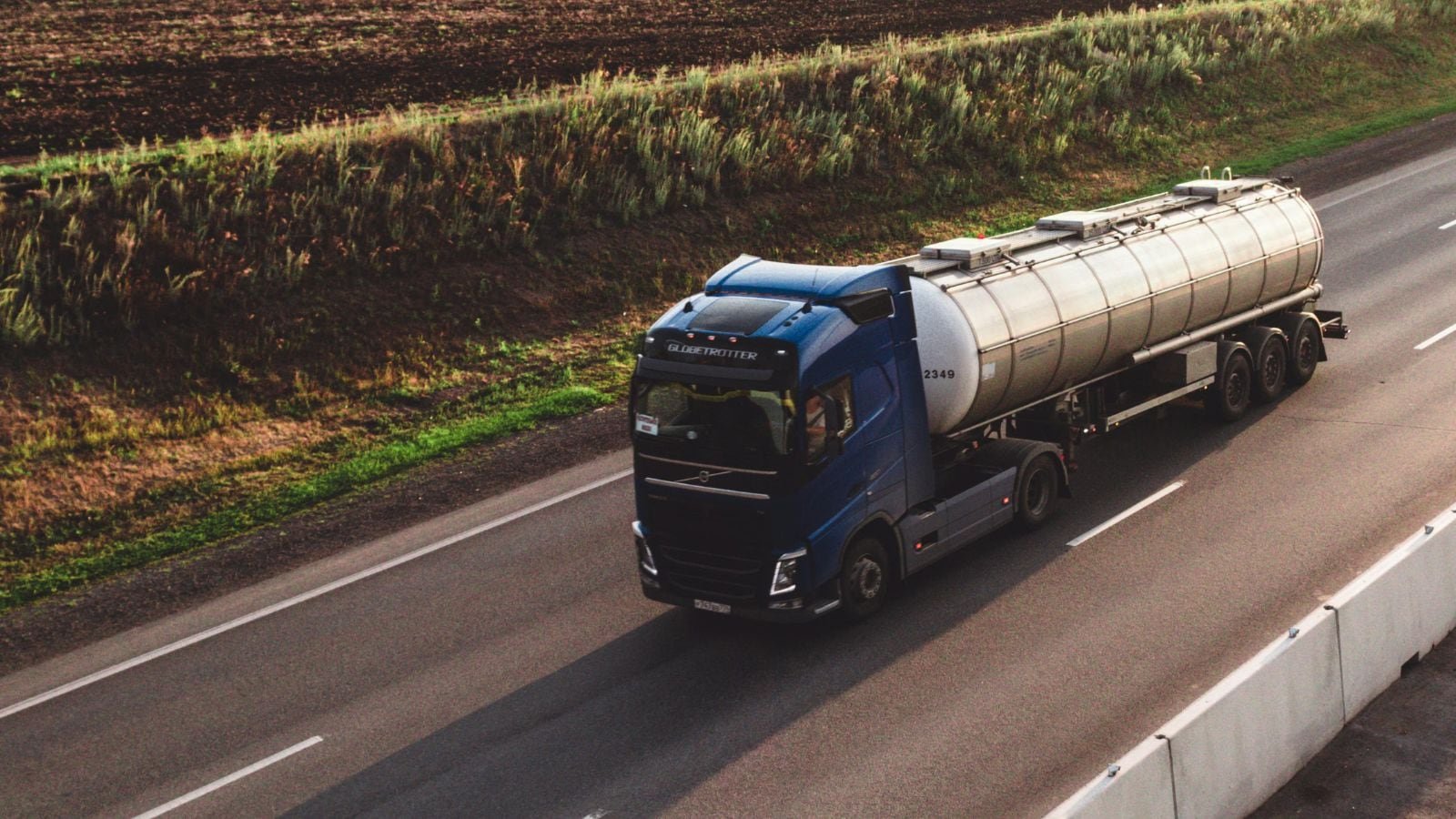 a-laundry-run,-a-speeding-tanker,-and-30-seconds-that-shattered-a-family