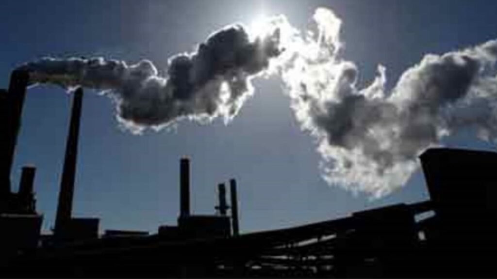 24-hospitalised-after-gas-leak-in-storage-facility-near-pune’s-gangadham-chowk