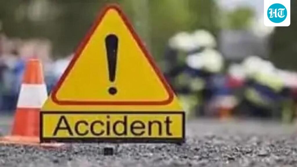 youth-killed,-several-injured-in-bus-car-collision-in-bhor