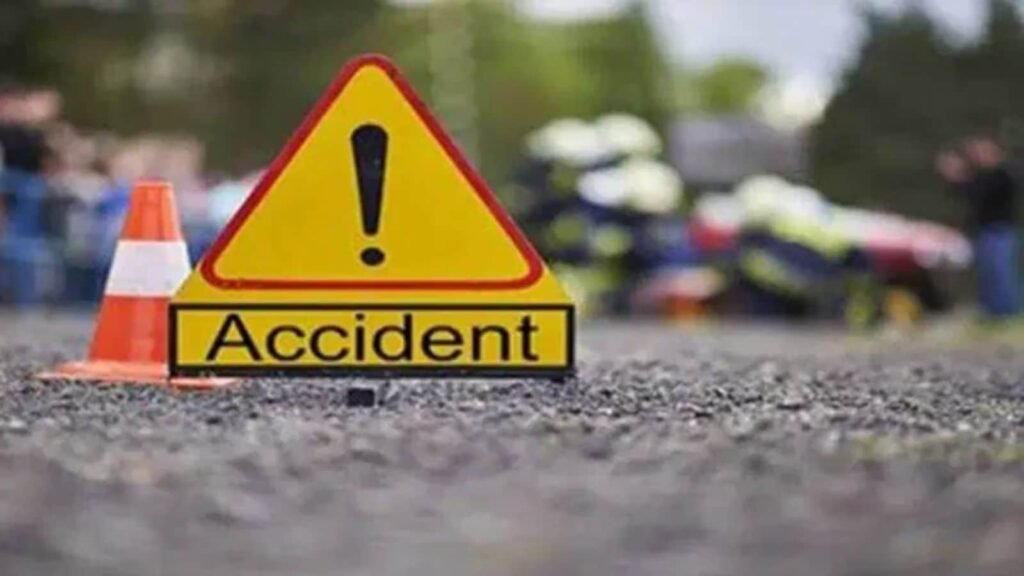 6-devotees-killed-as-temple-wall-collapses-during-storm-in-maharashtra’s-sangli