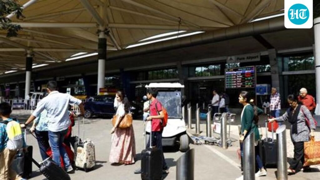 passengers-stuck-for-hours-as-pune–bhubaneswar-flight-delayed