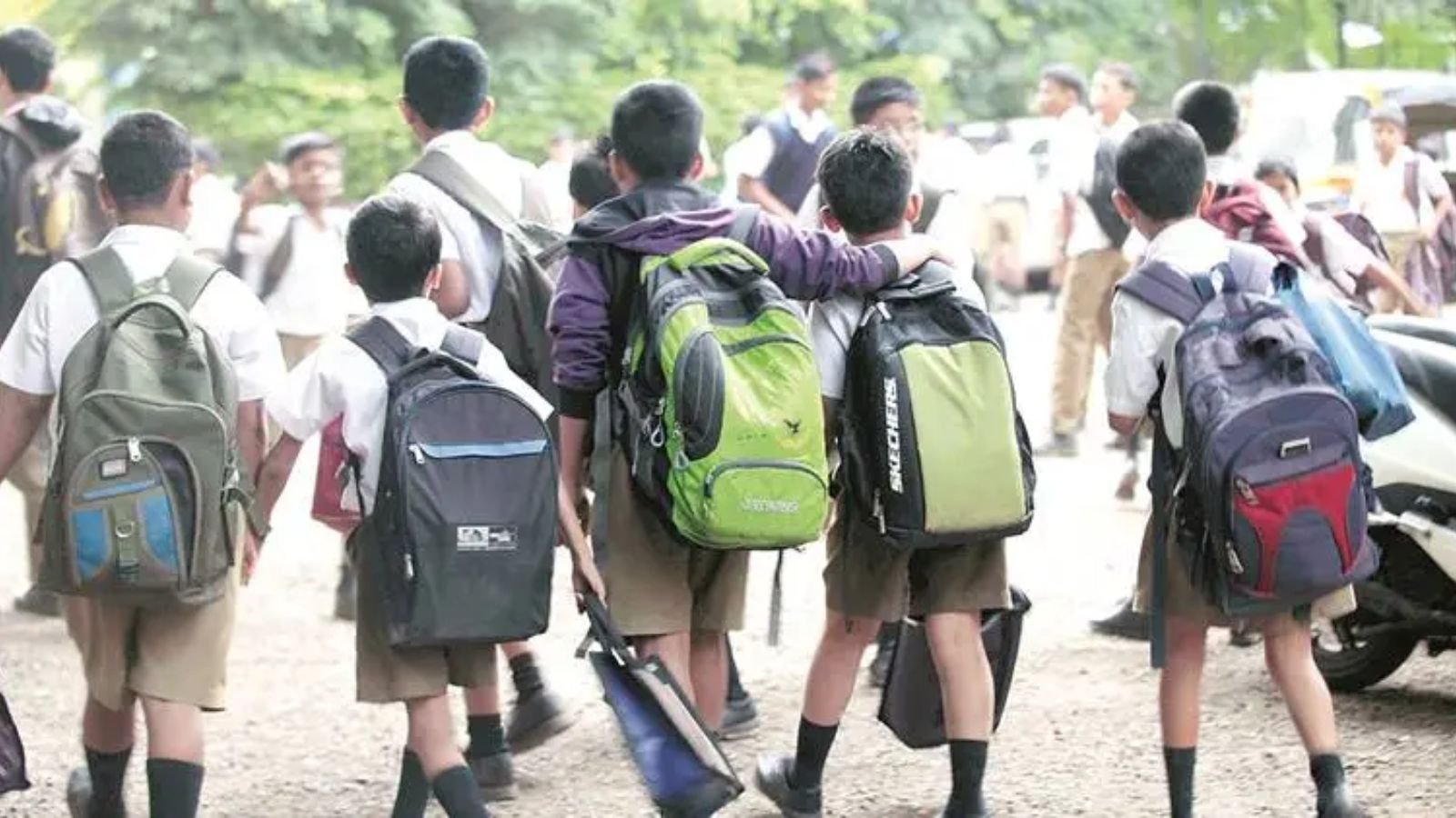 schools-start-without-class-6-textbooks,-state’s-new-curriculum-causes-delay