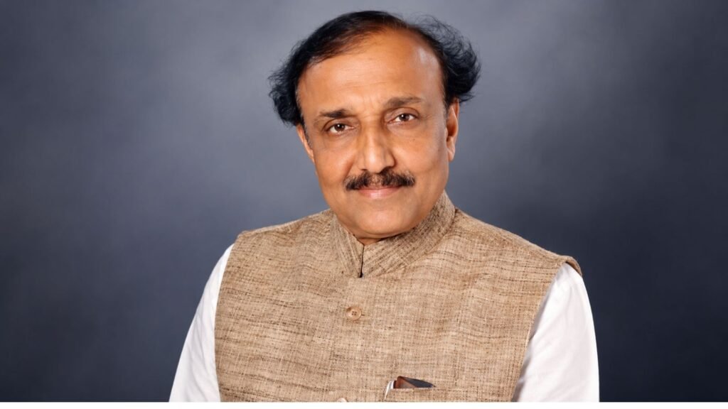 claims-of-lack-of-development-funds-by-rebel-mps-expose-mahayuti:-congress