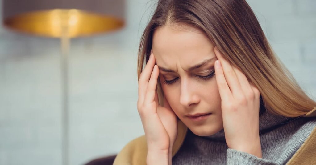 why-migraine-is-rising-among-today’s-youth:-causes,-warning-signs-and-ways-to-prevent-it