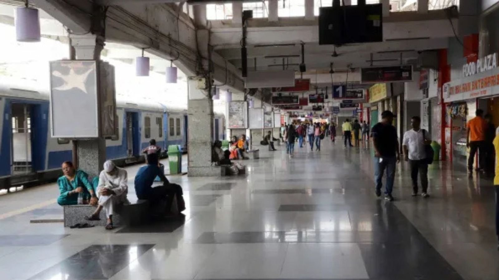 pune-railway-station-gets-ai-upgrade:-160-cctv-cameras-to-watch-over-passengers