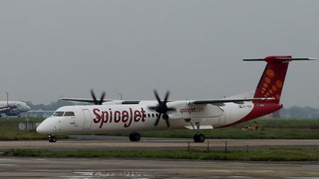 spicejet’s-pune-sector-flight-delayed-again:-7-flights-hit-since-july-29