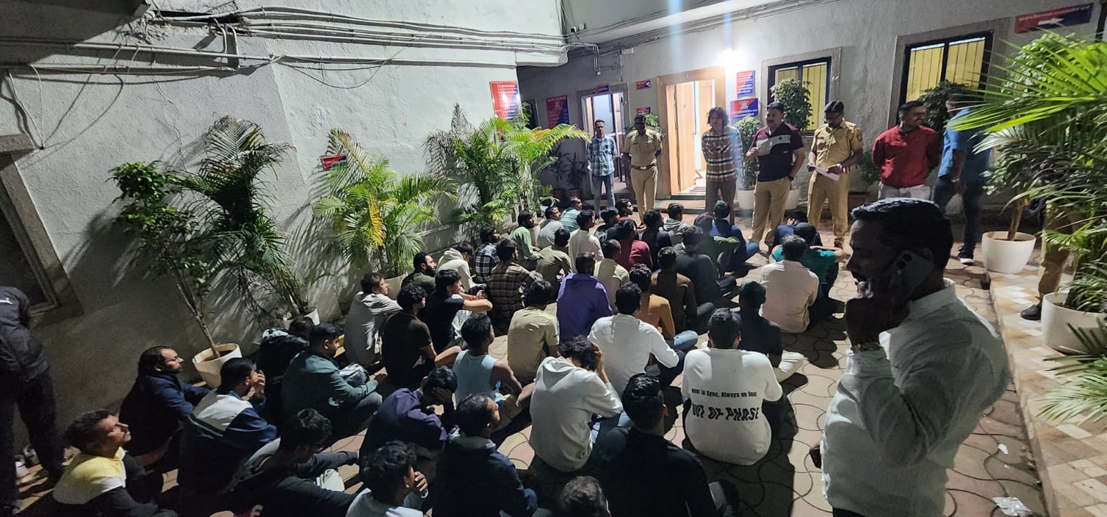 pune:-kondhwa-police-detain-51-people-in-anti-drug-drive;-160-held-in-two-months