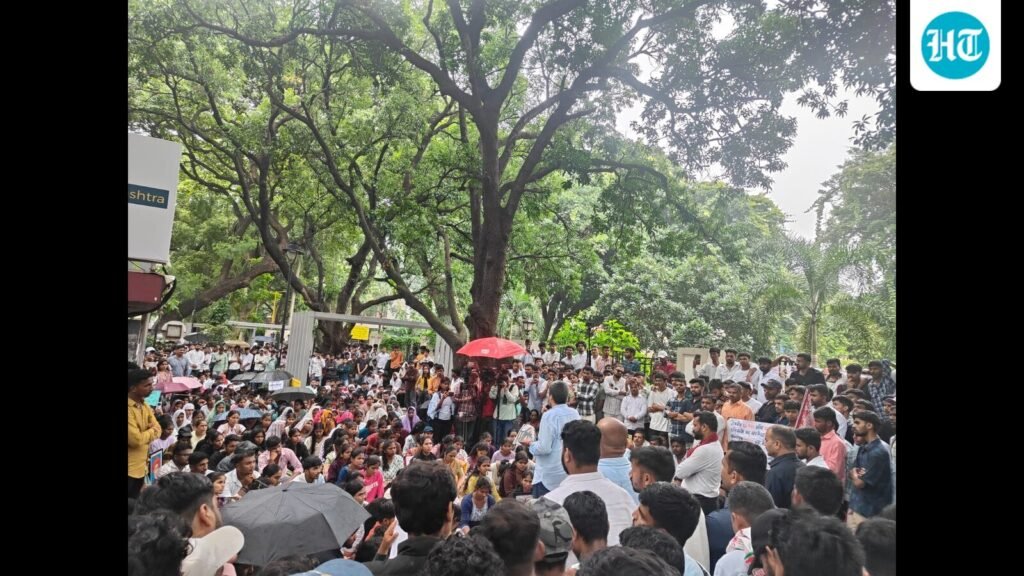 tribal-students-meet-minister,-seek-rollback-of-new-hostel-rules