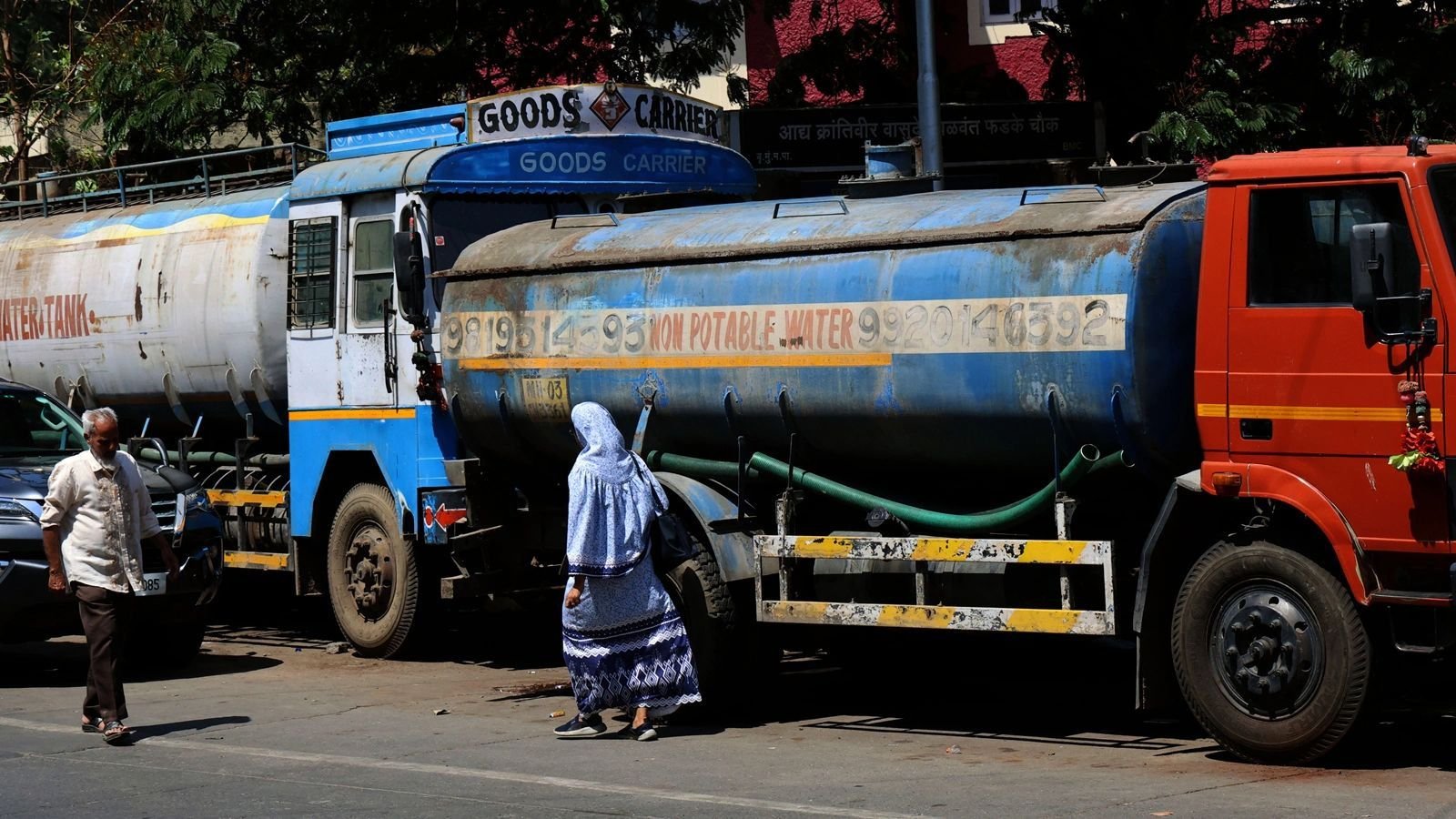 ‘enough-is-enough’:-mohammedwadi-residents-seek-curbs-on-heavy-vehicles