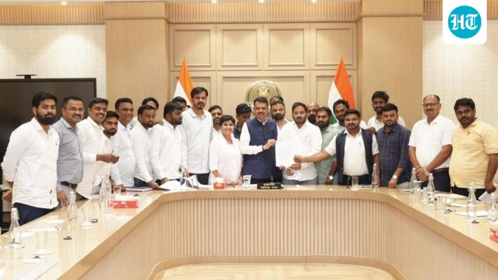 mpsc-students-suspend-oct-2-protest-after-meeting-with-cm