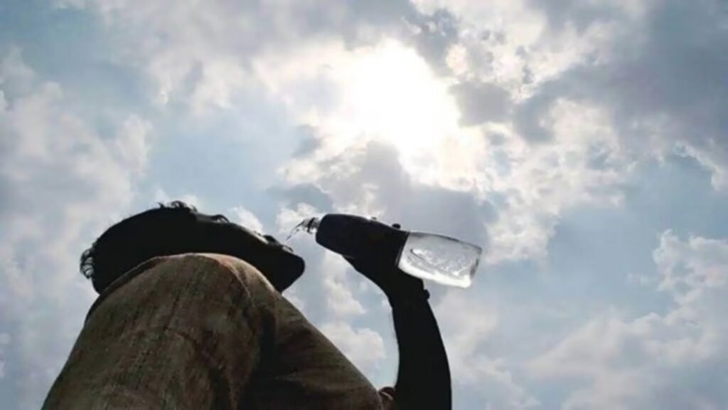 maximum-temperature-rises-in-pune-as-rains-stay-away
