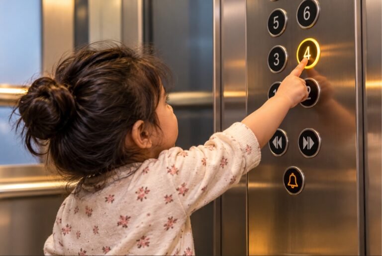 Why Children Always Want to Press the Lift Button: Psychology Explains What It Could Mean