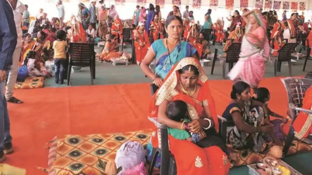rs-25,000-aid-for-couples:-what-is-behind-this-maharashtra-district’s-mass-wedding-drive?